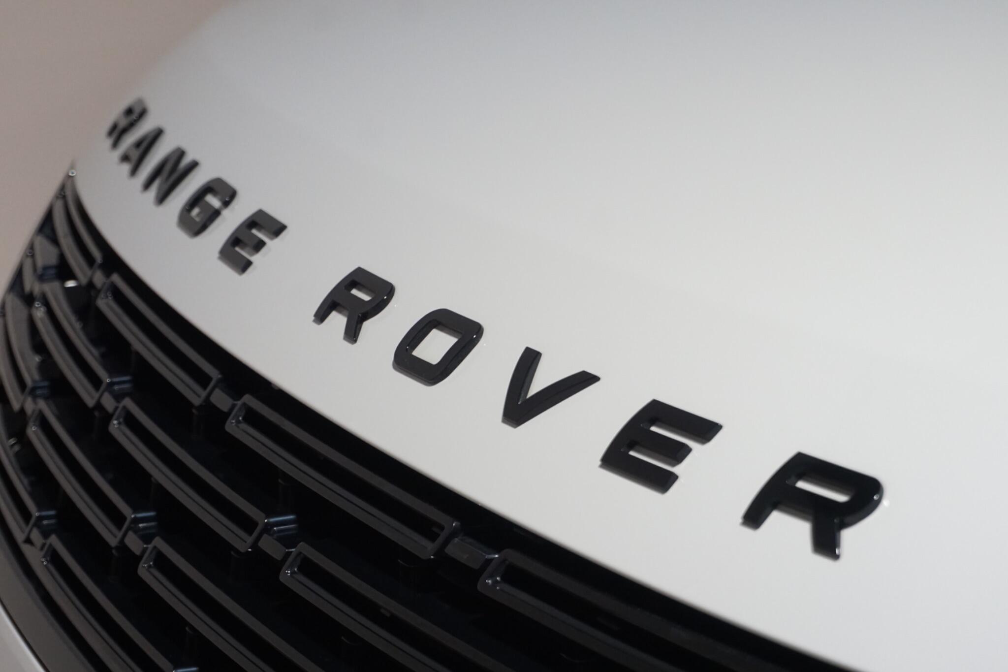 Land Rover Range Rover Sport 3.0 D300 MHEV Dynamic SE SUV 5dr Diesel Auto 4WD Euro 6 (s/s) (300 ps)
